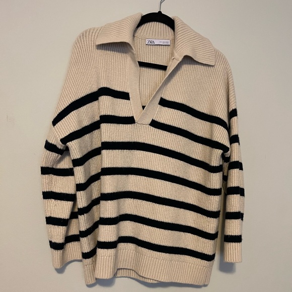 Zara Sweaters - Zara Cream and Black Striped V-Neck Sweater